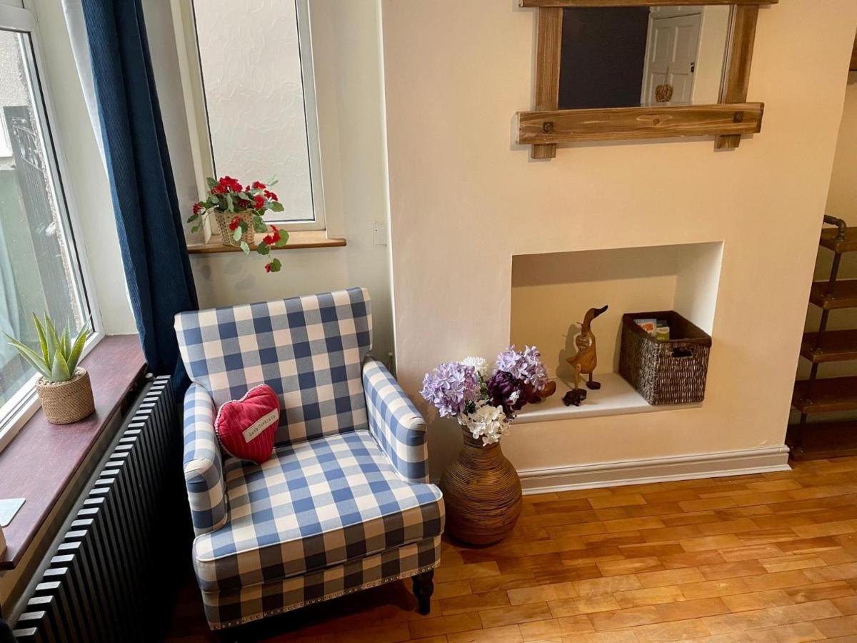Lovely 3bd In The Heart Of Morton Holiday home *